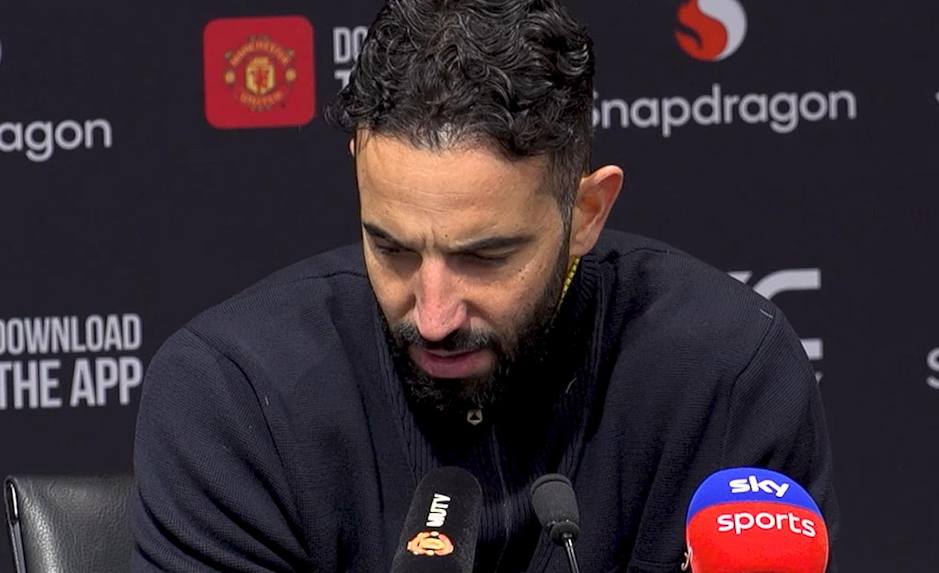 阿莫林执教曼联周年回顾：波折中的探索与高层力挺下的坚守