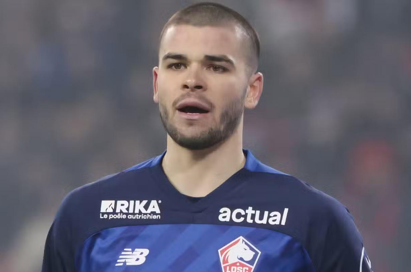 摩纳哥对巴黎赛事争议判罚：名宿与前裁判深度剖析