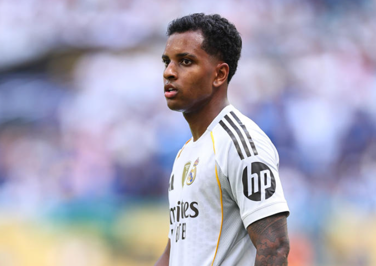 罗德里戈：从困境中崛起，重铸皇马关键地位